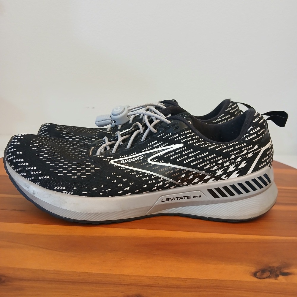 Brooks Levitate GTS 5 Womens 8.5 Medium‎ Black Running Shoes 1203581B090
